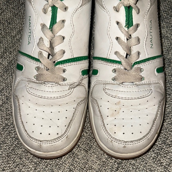 Boys Nautica White and Green Retro Sneakers with Gum Sole - Picture 3 of 7